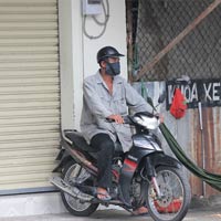 Pháp luật - Bác tài xe ôm dũng cảm bắt 2 tên trộm