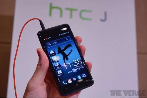 Trên tay HTC J - 1