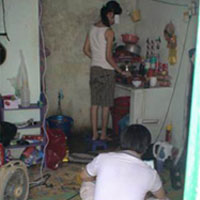 Tin tức trong ngày - Đắng lòng sinh viên sống thử