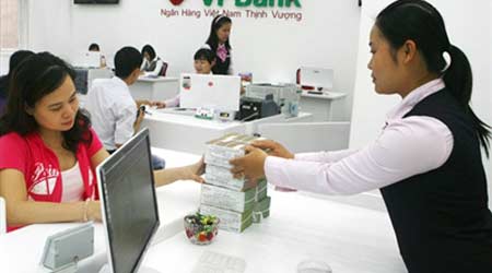 Lãi suất 15%: Giấc mơ không có thật? - 1