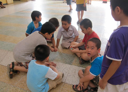 Chùm ảnh học sinh thực nghiệm "học như chơi" - 17