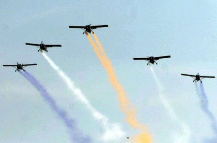 Hai máy bay chiến đấu Pakistan đâm nhau - 1