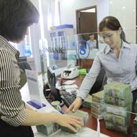 Tài chính - Bất động sản - "Đói" USD, ngân hàng ồ ạt vay vốn ngoại