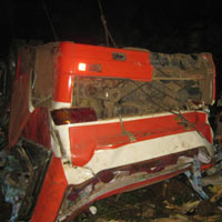 Tin tức trong ngày - Xe khách gặp nạn bị nổ bình thắng hơi