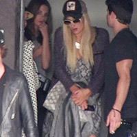 Ngôi sao điện ảnh - Paris Hilton lại bị cảnh sát sờ gáy