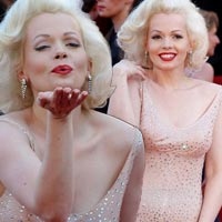  - "Biểu tượng sex" hiện thân tại Cannes