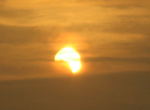 Ngắm nhật thực một phần tại Hà Nội - 3