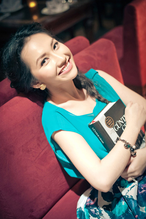 Nụ cười nào rạng rỡ nhất showbiz Việt? - 3