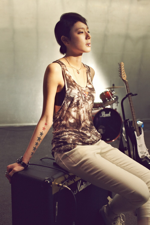 Ca khúc Hàn sỉ nhục nam giới? - 5