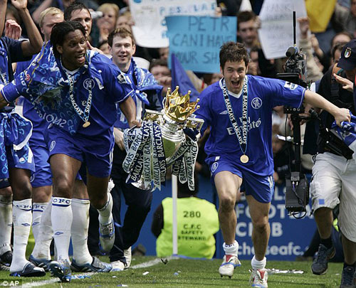 Drogba rời Chelsea: Tạm biệt người hùng - 3