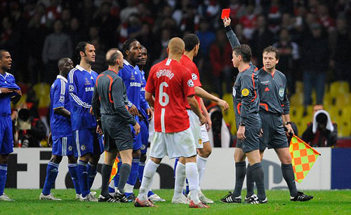 Drogba rời Chelsea: Tạm biệt người hùng - 5