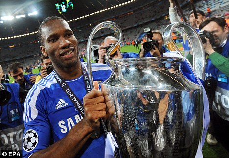 Drogba: 8 năm làm nên một huyền thoại - 2