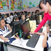 Giáo dục - du học - Vì sao giáo viên tiếng Anh không đạt chuẩn?