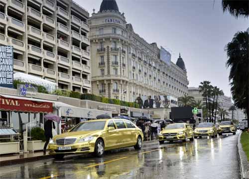 Mercedes “mạ vàng” đón VIP tại Cannes - 1