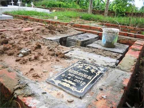 Xót xa nghĩa trang chôn 5 vạn hài nhi - 2