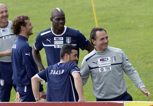 ĐT Italia: Khách nào lên tàu? - 2