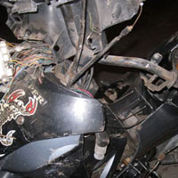 Tin tức trong ngày - Thoát chết hi hữu dưới gầm tàu hỏa