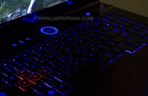 Samsung Series 7 Gamer: Cỗ máy chơi game khổng lồ - 4