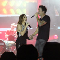 Ca nhạc - MTV - Mỹ Tâm song ca cùng Simple Plan