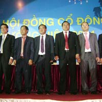 Kinh doanh - Sacombank - “miếng bánh” bị chia nhỏ