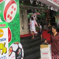 Thị trường - Tiêu dùng - Hàng điện máy “đánh cược” mùa Euro