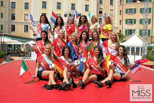 Người đẹp Nga là Hoa hậu EURO 2012 - 2