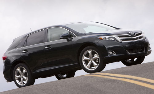 Toyota Venza tăng giá từ 5,6 đến 33 triệu đồng - 3