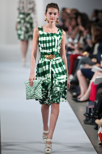 Thanh lịch theo kiểu Oscar de la Renta - 17