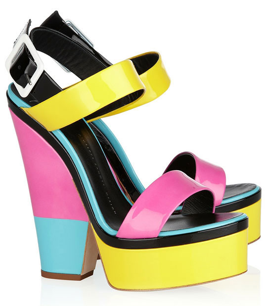 8 kiểu dáng giầy ưa chuộng trong hè này - 4