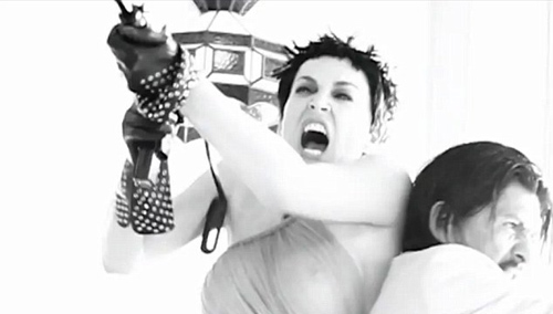 54 tuổi, sao Bản năng gốc vẫn sexy - 3