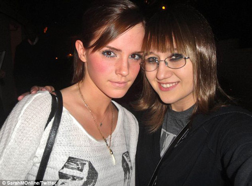 Cô gái 16 tuổi chụp ảnh với 5.000 người nổi tiếng - 6