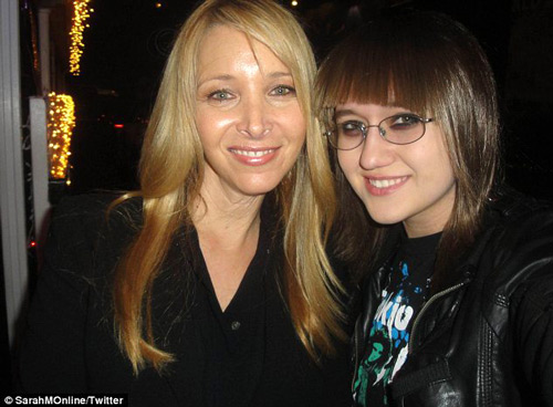 Cô gái 16 tuổi chụp ảnh với 5.000 người nổi tiếng - 14