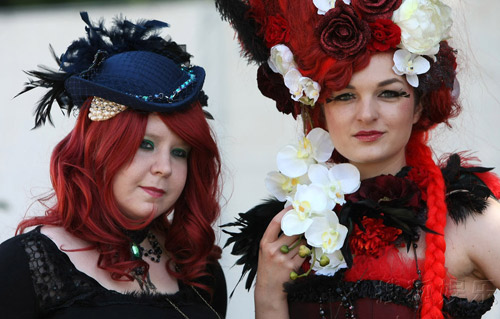 Sốc với màn khoe ngực tại LH âm nhạc Đức - 6