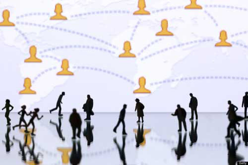 4 đối tượng không nên kết bạn trên Facebook - 2