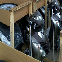 Thị trường - Tiêu dùng - Xe máy nhập khẩu đang tuột xuống đáy