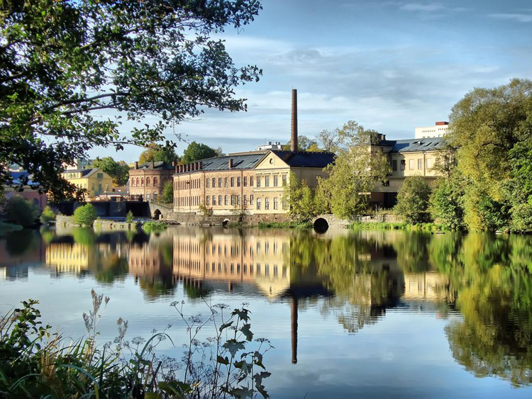 Ngày nay, Eskilstuna vẫn là một thành phố công nghiệp quan trọng với các công ty quốc tế nổi tiếng như Volvo Wheel, Outokumpu, Thin Strip Nyby,..