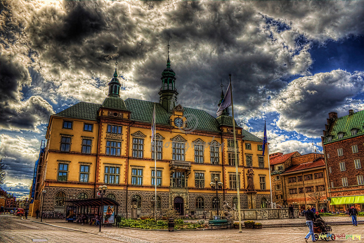 Dù năng động nhưng Eskilstuna vẫn lưu giữ được rất nhiều tòa nhà cổ.