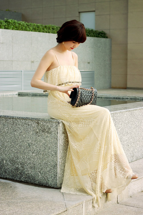 Mốt váy kín đáo nhưng sexy của sao Việt - 5