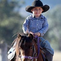 Phi thường - kỳ quặc - Cao bồi nhỏ tuổi nhất thế giới