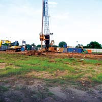 Tài chính - Bất động sản - Nhà thầu khốn đốn bởi dự án “khủng”