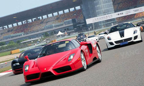 80 siêu xe trị giá hơn 77 triệu USD quần tụ - 3