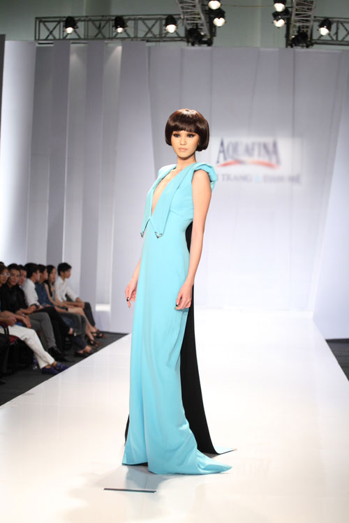 Thanh Hằng trẻ như gái đôi mươi - 12