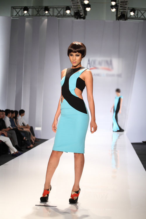 Thanh Hằng trẻ như gái đôi mươi - 15