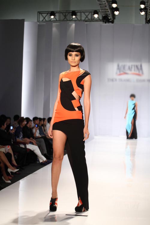 Thanh Hằng trẻ như gái đôi mươi - 7