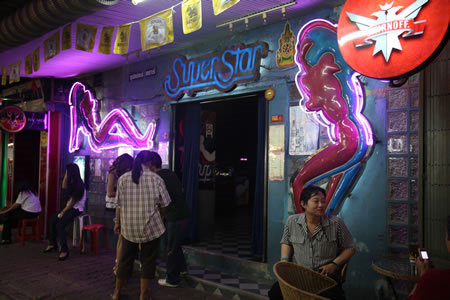 Những phố "đèn đỏ" đình đám nhất thế giới - 3