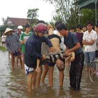 Sức khỏe đời sống - Suýt chết do...tự đi bơi