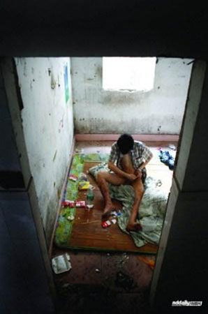 Hình ảnh ngày cuối đời của một con nghiện TQ - 15