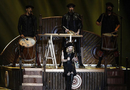 Madonna kêu gọi hòa bình ở Trung Đông - 4