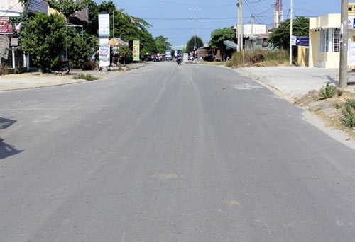 Nhà đầu tư rục rịch mua đất giá rẻ - 1