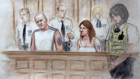 Anh: Rúng động vụ cha mẹ thiêu sống 6 con nhỏ - 5